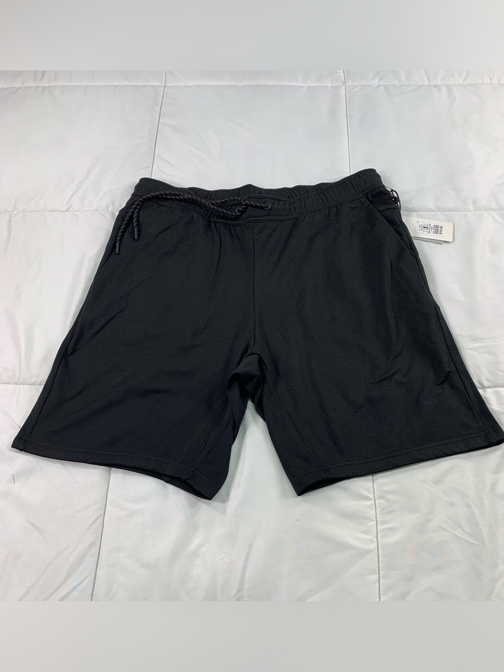New urban active shorts size L